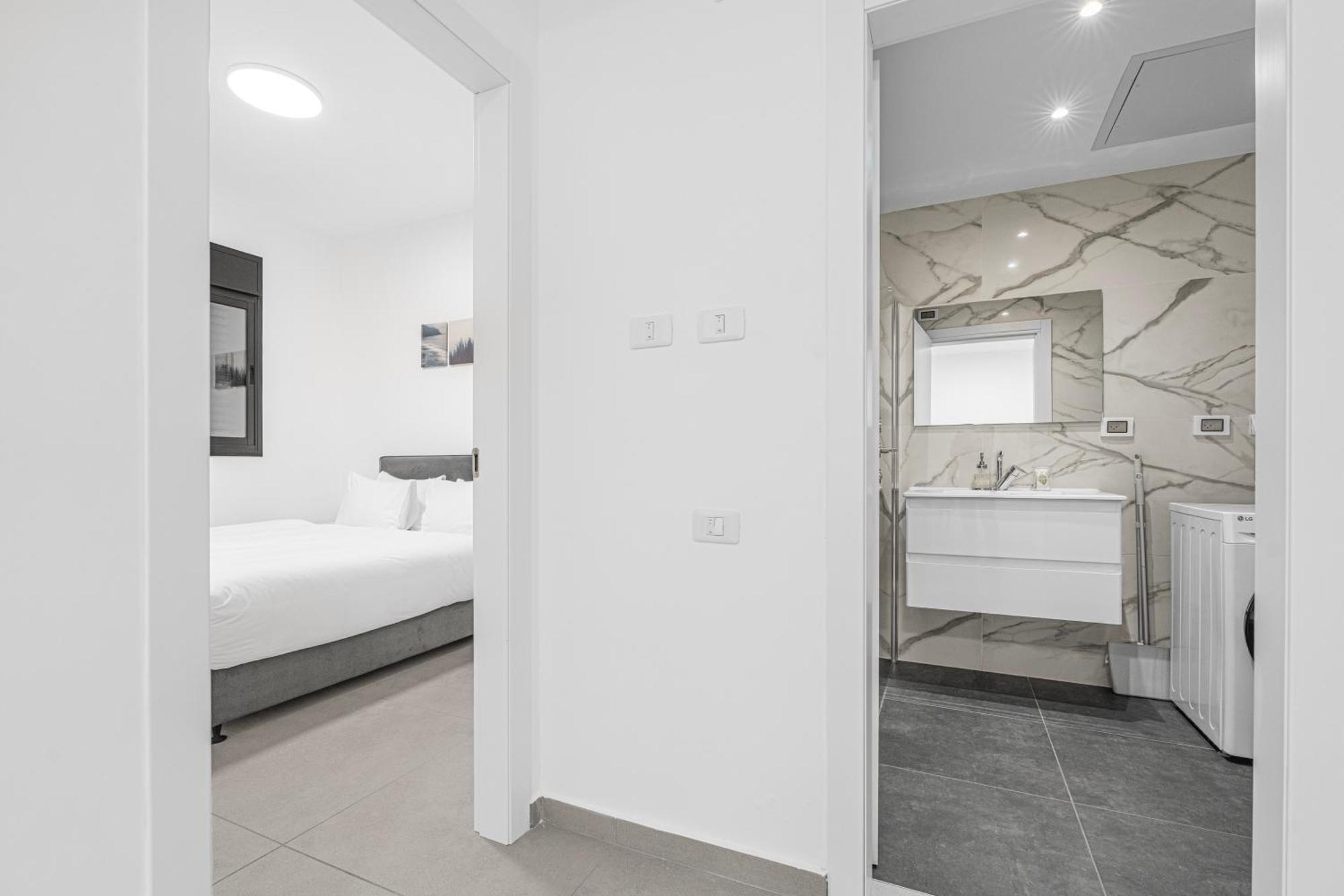 Luxury With Sea View #55 By Hashdera דירה