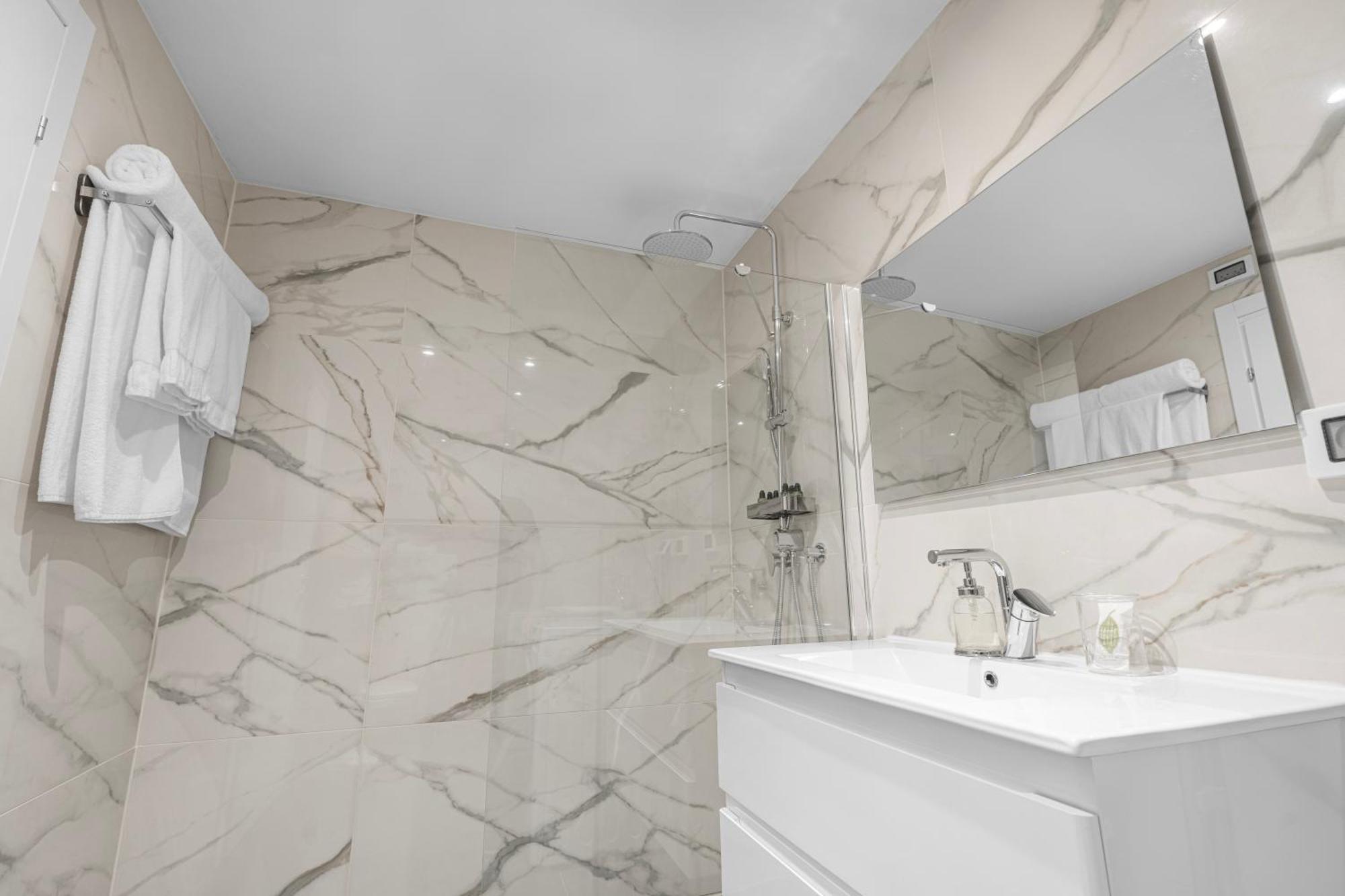 Luxury With Sea View #55 By Hashdera דירה *